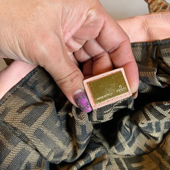 Fendi Y2K Spy Bag Pink Dusty Pink Pebbled leather - Picture 8 of 15